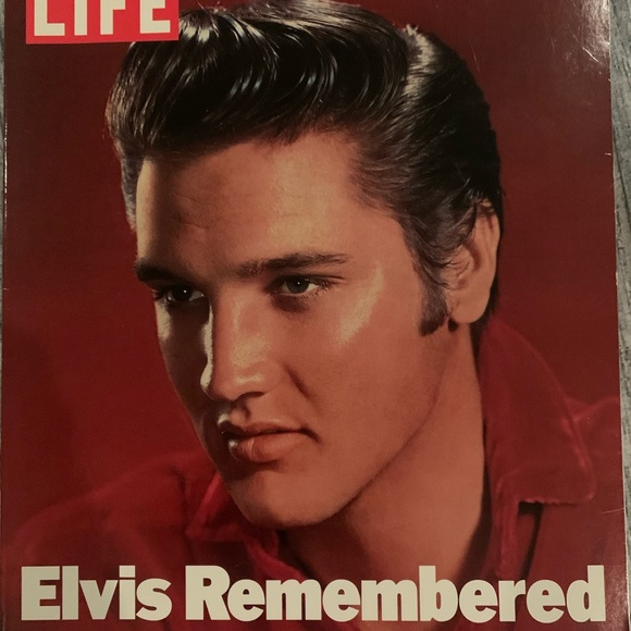 Elvis Book Collection - Picture 4 of 7